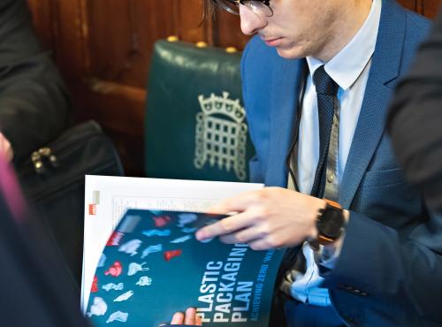 MPs call for bold national Plastic Packaging Plan to help consumers protect our oceans and create green UK jobs